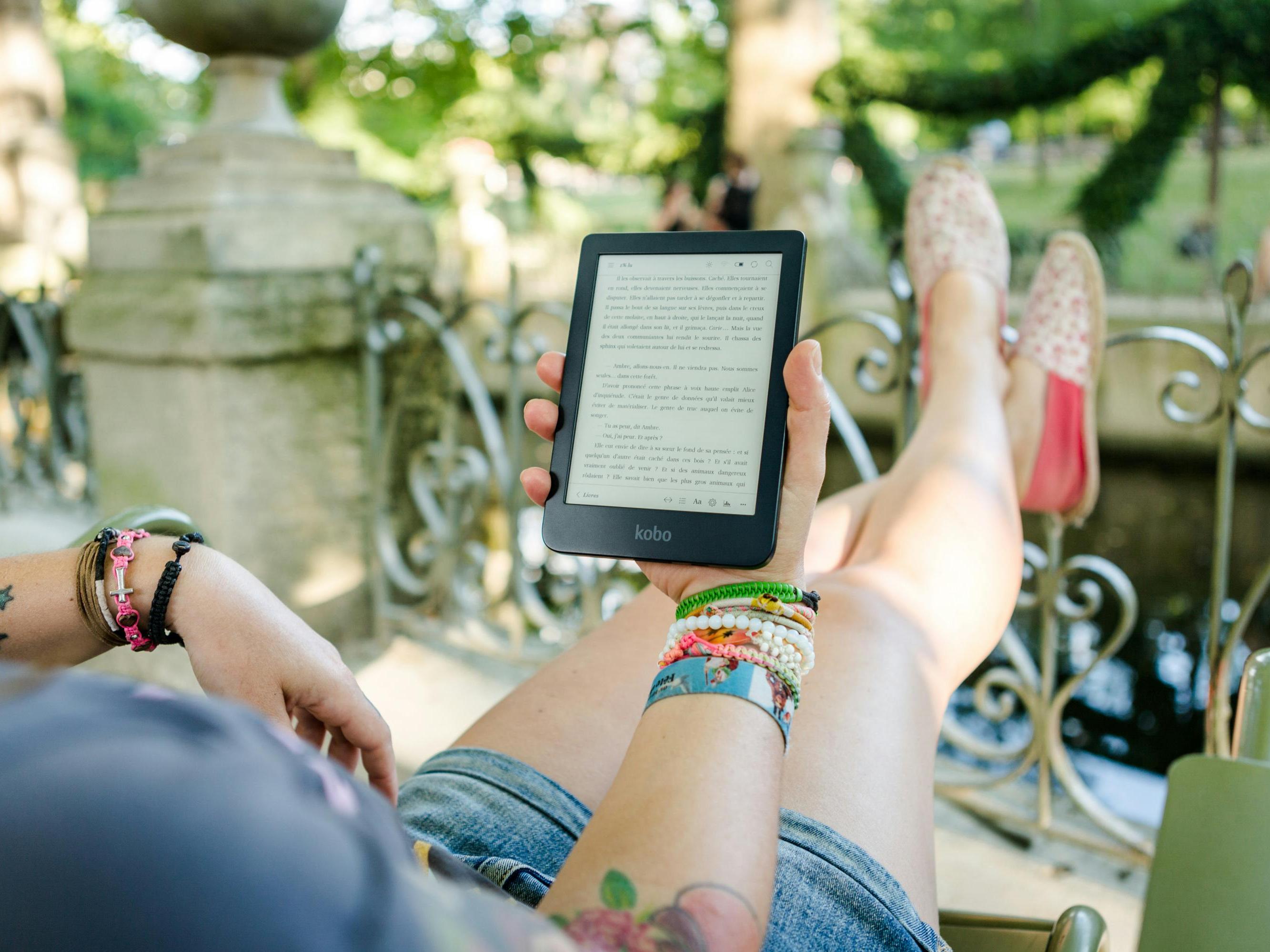 summer reading photo